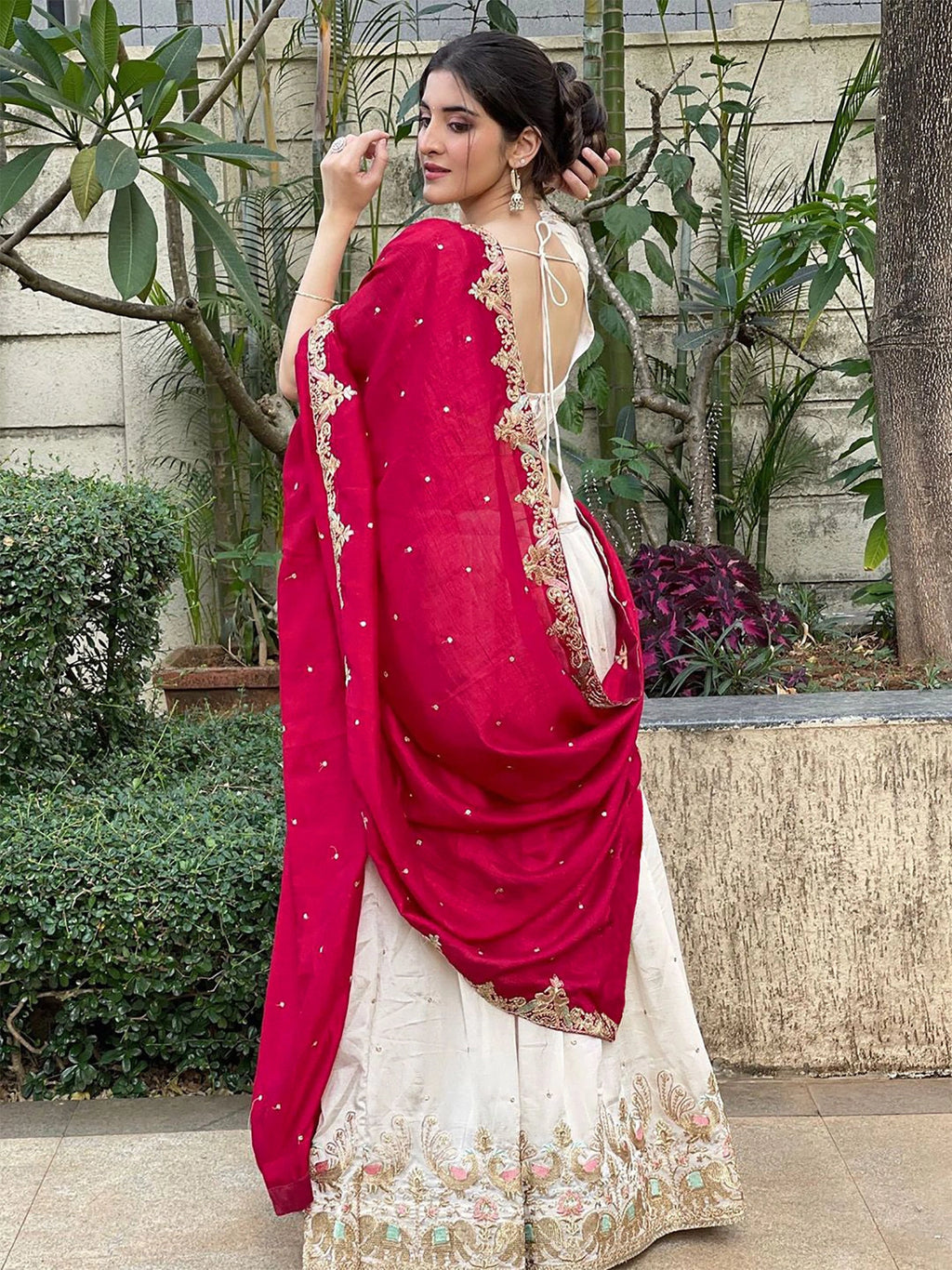 White Tyohaar Lehenga Suit