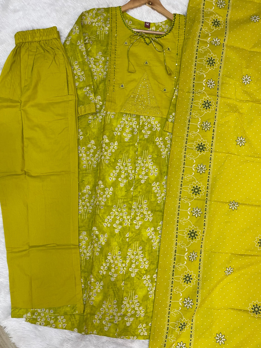 Women Pure Cotton Kurti Pant Dupatta Set with Embroidery & Hand Work