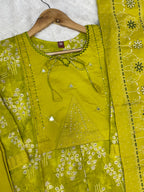Women Pure Cotton Kurti Pant Dupatta Set with Embroidery & Hand Work